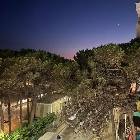 Apartment Seahouse Golem (Tirana)