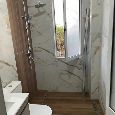 Seahouse Apartment *